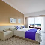 Hotel Tent