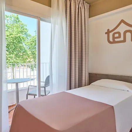 Tent Hotel 3*